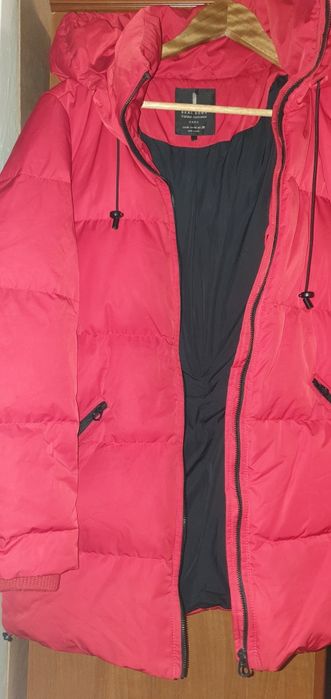 ZARA Натуральний жіночий пуховик зимовий р.М