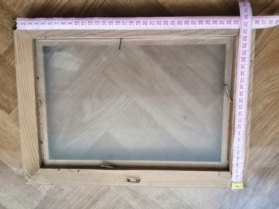Рамки дерев'яні  43*31 та А4