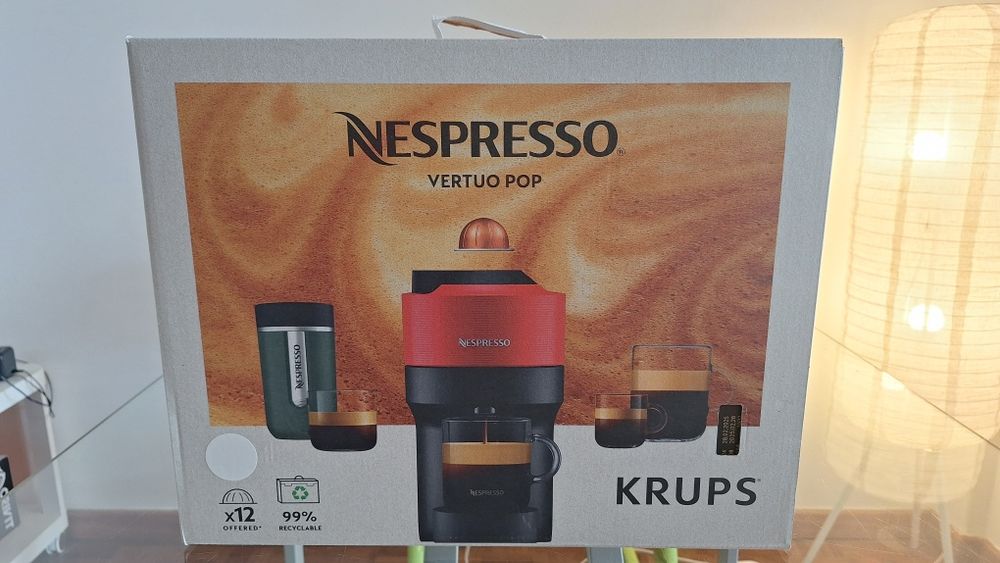 Máquina de café Nespresso Vertuo Pop - NOVA