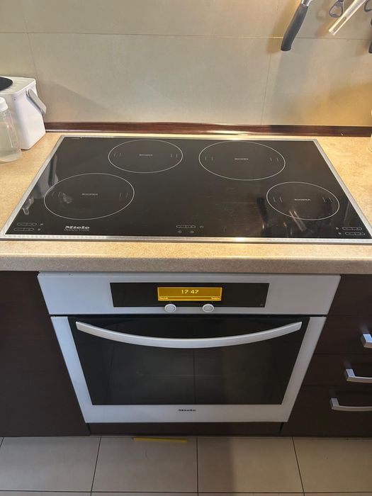 PŁYTA INDUKCYJNA MIELE KM 5752, PowerFlex, szer 75 cm