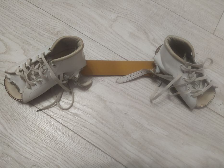 Продам брейсы для косолапия