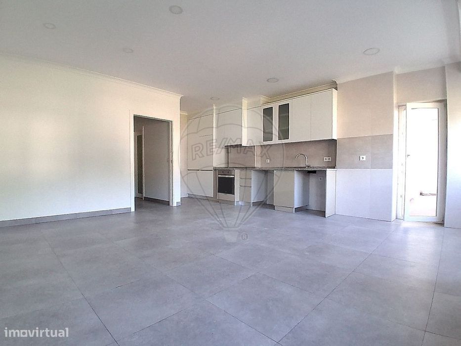 Apartamento T3 para arrendamento