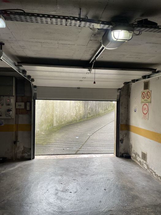 Garagem Box Aluguer