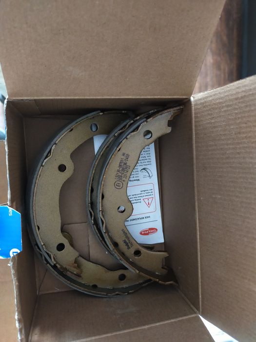 Колодки стояночного гальма Lexus