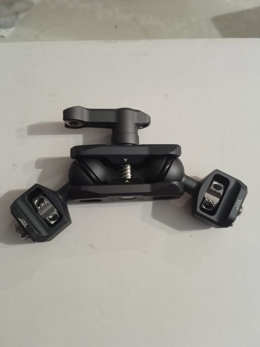 Smallrig uchwyt  2 głowice kulowe 1/4-20