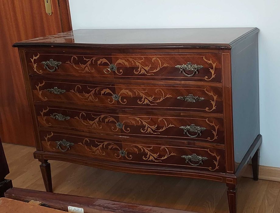 Móveis de quarto antigos