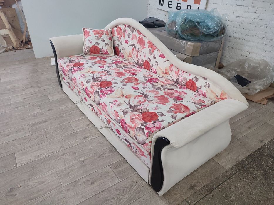 Диван. Спальне місце 1600*2000