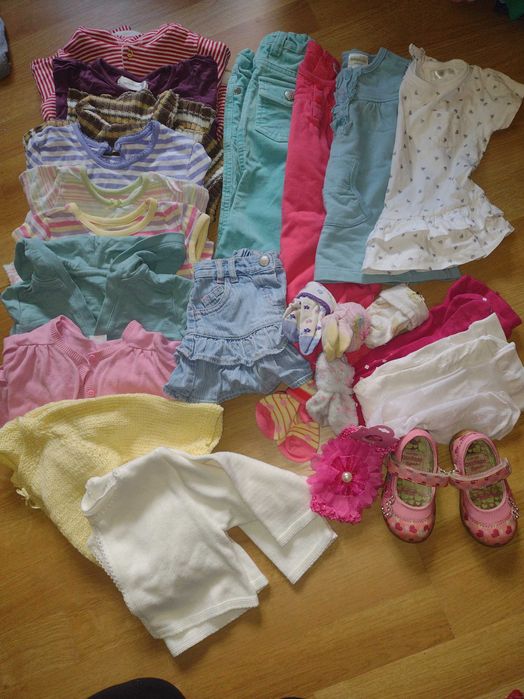 Zestaw ubranek 6-9mcy