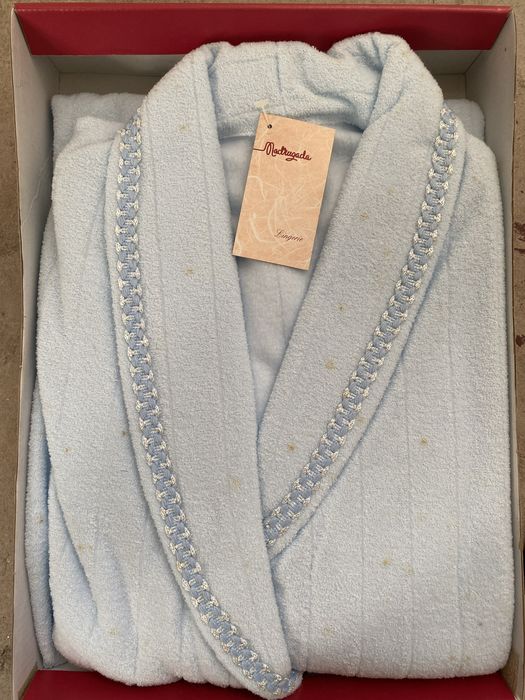Robe Azul Claro, tamanho 52.