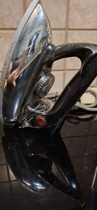 Stare sprawne dzialajace zelazko PRL