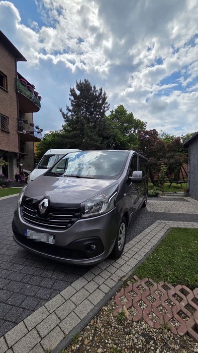 Wynajem wypożyczalnia busa Renault Trafic wolne terminy