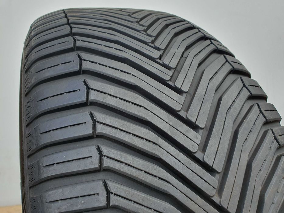 1x Opona całoroczna 255/55/18 MICHELIN CrossClimate SUV - 109W Demo!