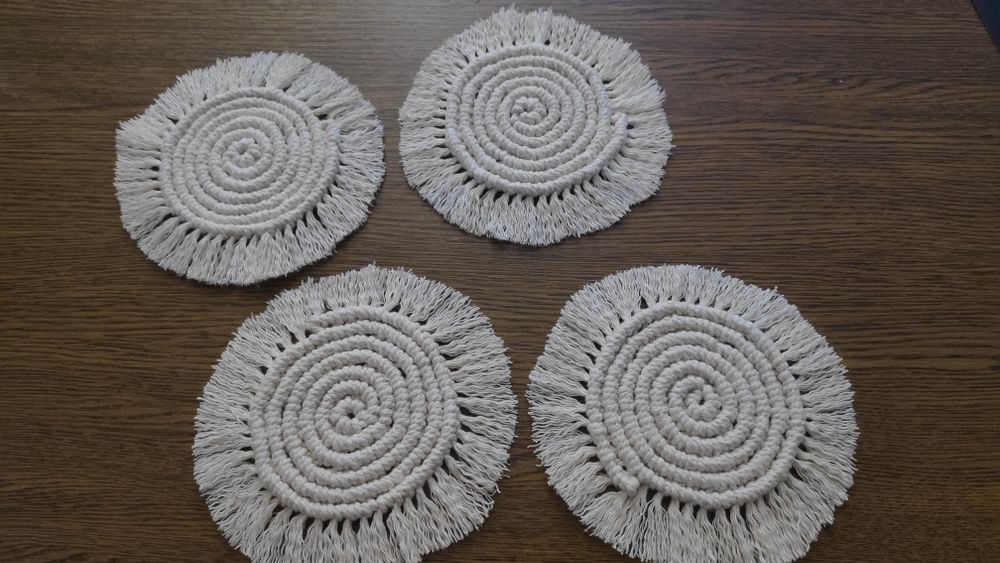 Podkładki pod kubek BOHO z makramy KOMPLET