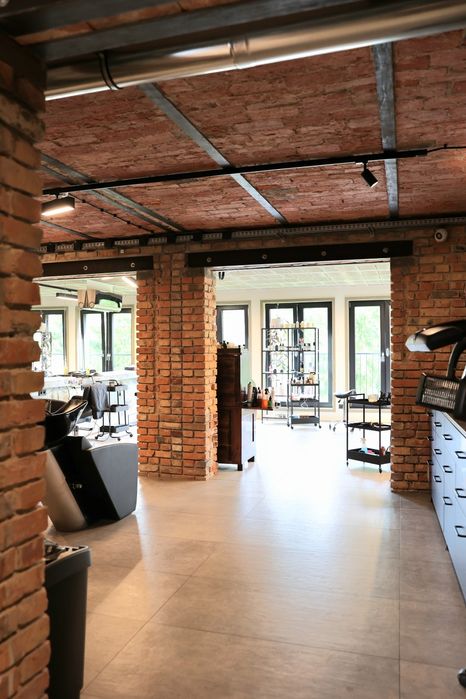 Wynajmę stanowisko fryzjerskie – ul. Zagonowa 21A, Poznań