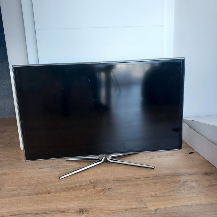 Telewizor Samsung 40" LED Smart TV (Model: UE40ES6800S) – Stan Bardzo Dobry!