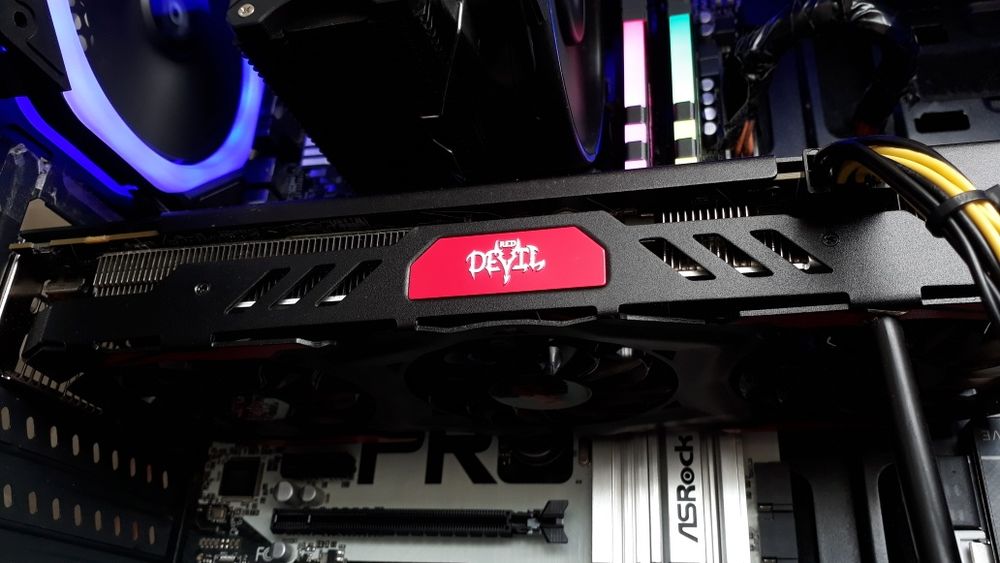 Ігровий ПК комп'ютер Ryzen 5 2600/16 GB/RX 480 Red Devil/500 GB/120 GB