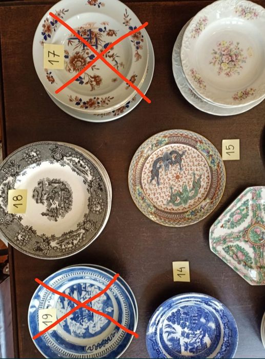 Louça - pratos e travessas