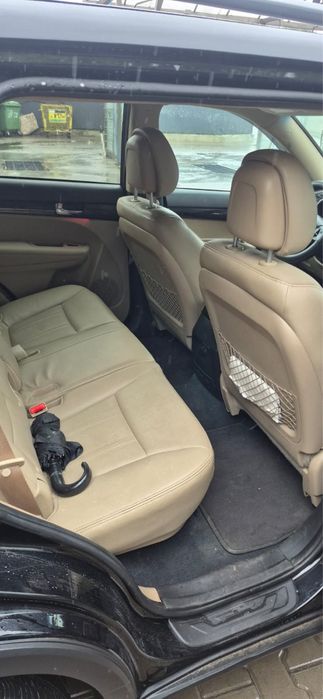 Продам Kia Sorento 2 2012 2.4 бензин