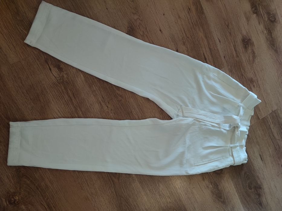Spodnie Stradivarius rozmiar XS