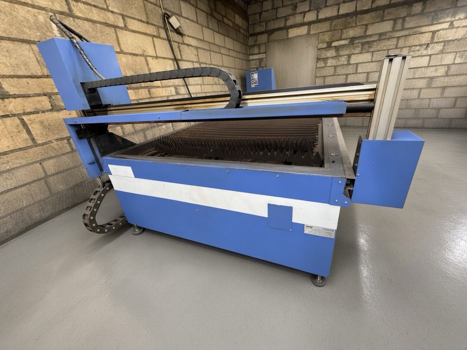 Wycinarka plazmowa CNC Hypertherm Powermax 125