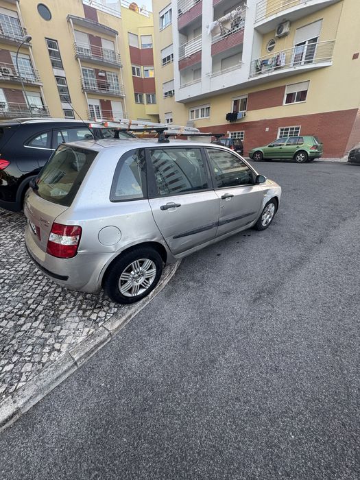 Stilo 2003 1100€