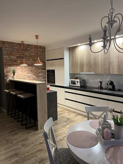 Mieszkanie dwupoziomowe 139 m2 z ogrodem