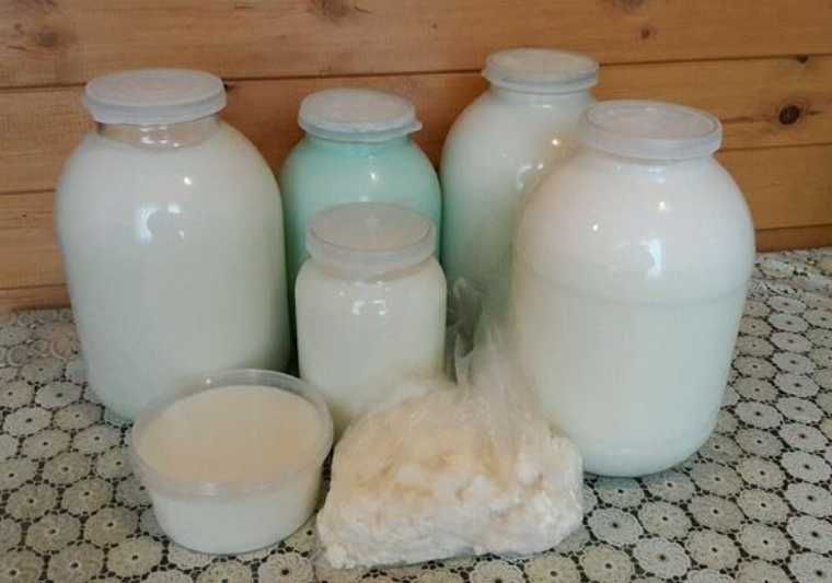 Молоко молочні продукти.