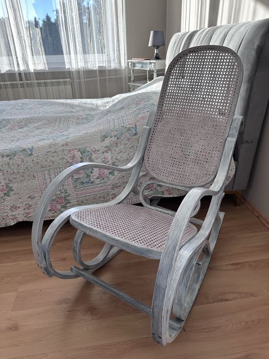 Bujany fotel wiklinowy