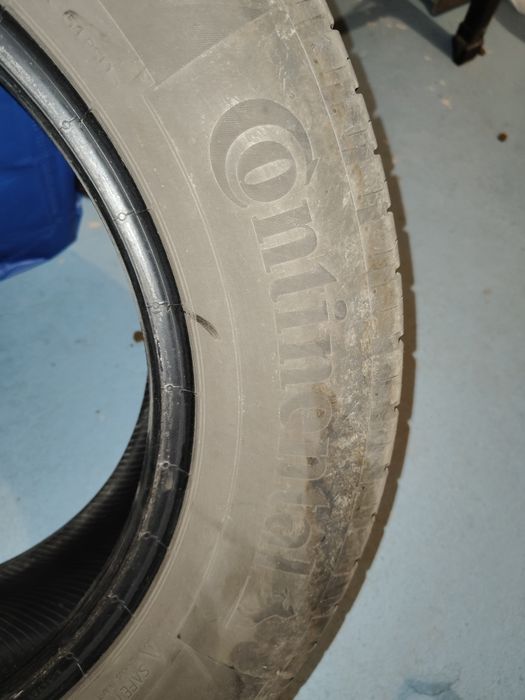 Continental Ecocontact 6 215/60 R16 lato