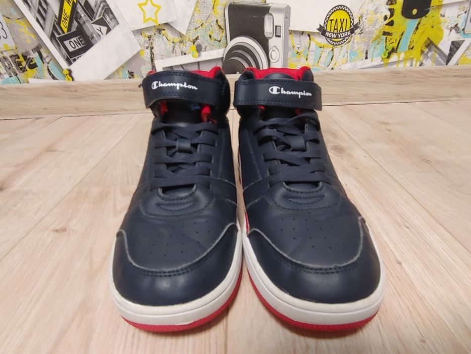 Кросівки hampion в хорошому стані 8з10 розмір 38.