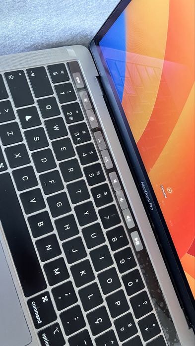 MacBook Pro 13” (2019) - i5, 16GB RAM, 256GB SSD64751907918339122