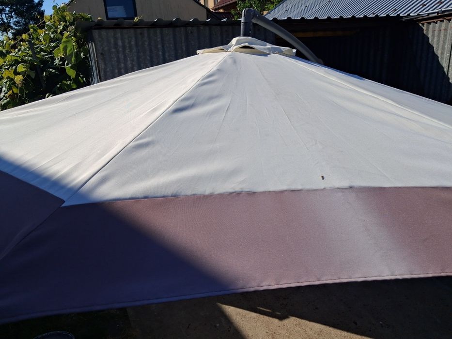 Parasol ogrodowy 300 cm, regulowany, podnoszony wysięgnik z podstawą