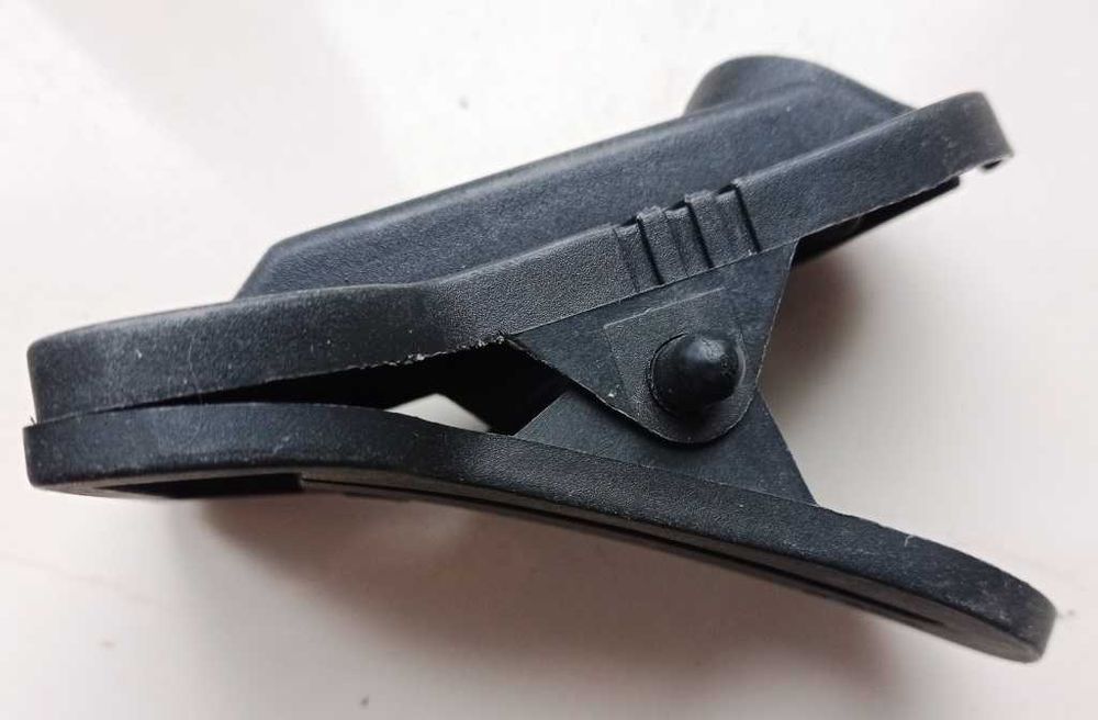 Лампа прищіпка прищепка