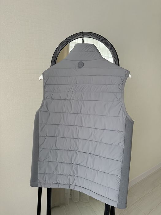 Жилетка Primo Emporio M-L розмір (стан новий)