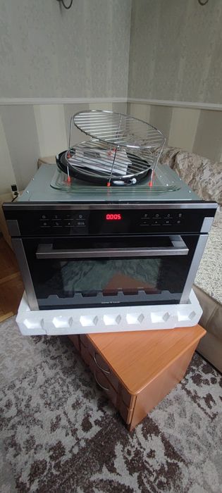 Духова шафа Gunter&Hauer EOK 4502 M з функцією мікрохвильовки