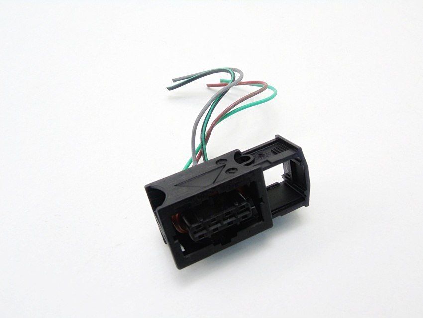 Wtyczka Kostka 2.0 Cdti Insignia A Zafira C Astra J Cascada Saab 9-5 Alfa