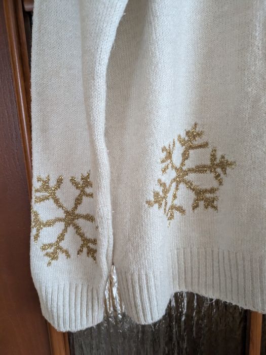 Sweter, półgolf, kremowy, złote gwiazdki. Trendyol. Rozmiar S