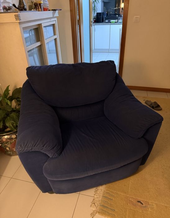Sofa Cadeirão azul escuro