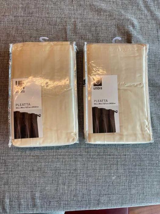 Cortina Opaca 127cm x 243.8cm