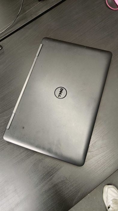 Dell Latitude E5540 – Intel Core i5, 15,6", SSD 256 / 8GB RAM