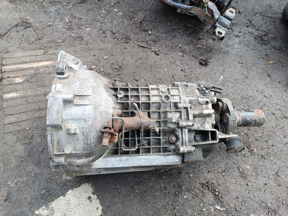 Коробка передач БМВ Е32 BMW E32 3.0 260