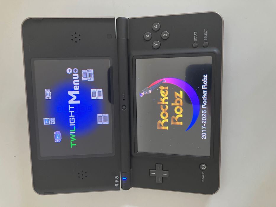 Nintendo DSi XL Колекційний стан + Картридж