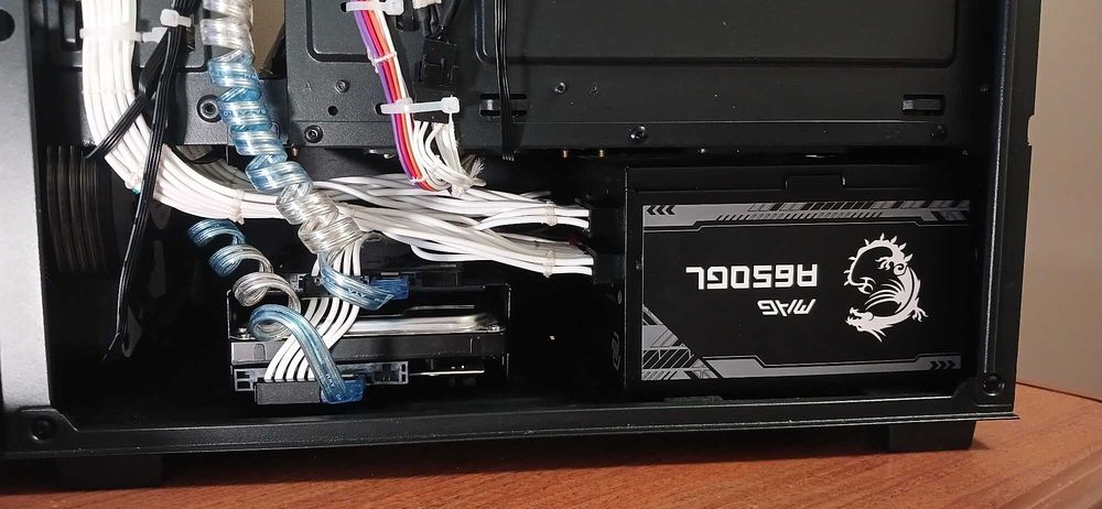 продам доглянутий пк з майже новим бп msi mag A 650GL