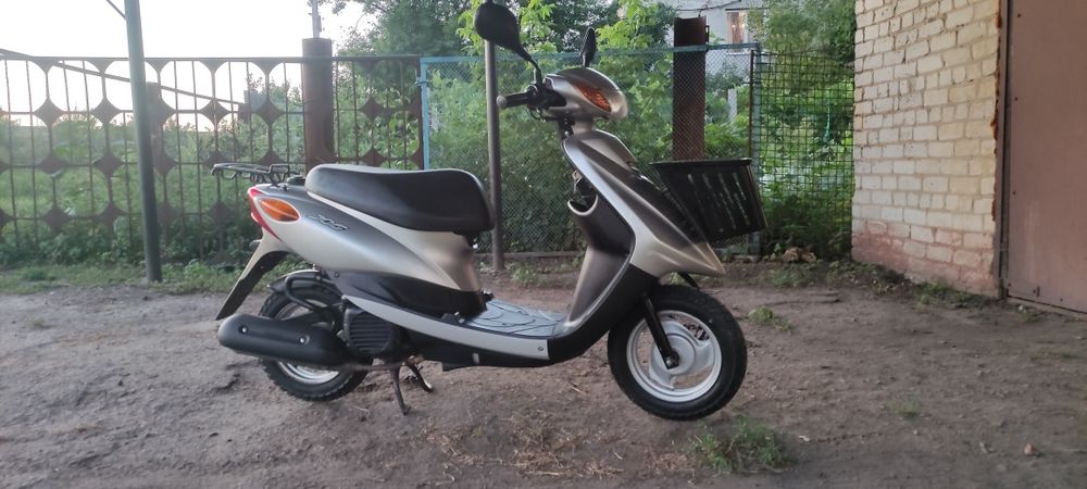 Скутер ямаха Джог 4 -х тактний інжекторний з рідинним охолодженням