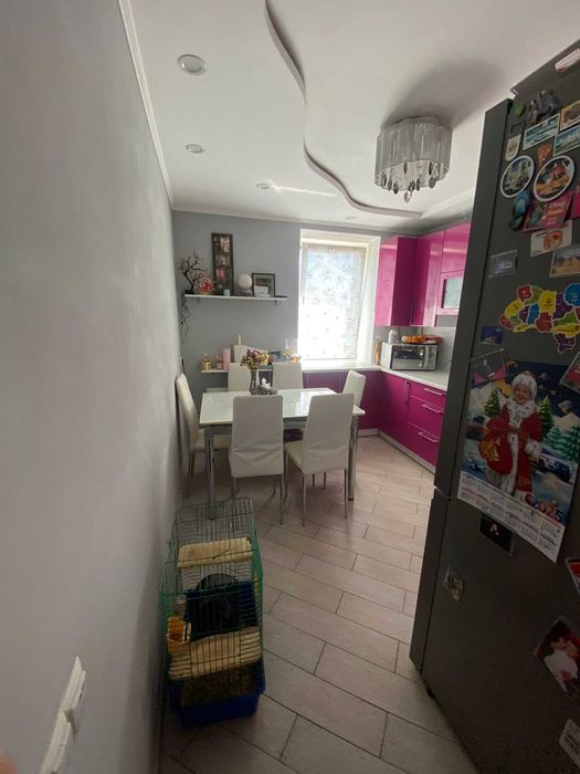 Двокімнатна квартира з автономним опаленням та сучасним ремонтом