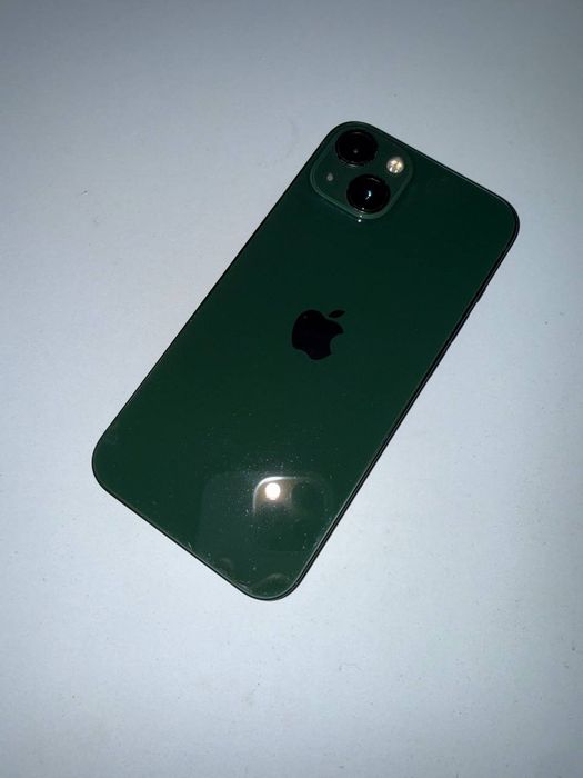Продам apple iPhone 13