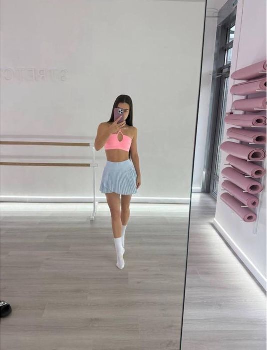 Тенісна спідниця