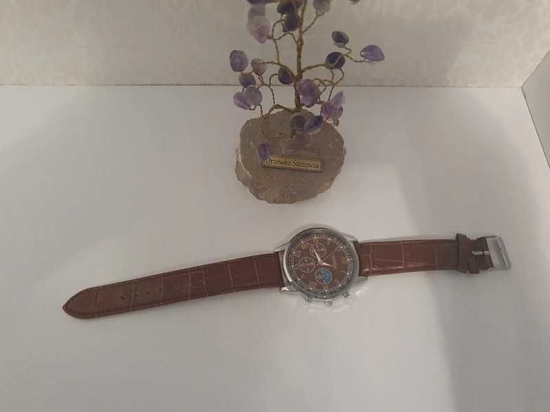 Elegancki męski zegarek