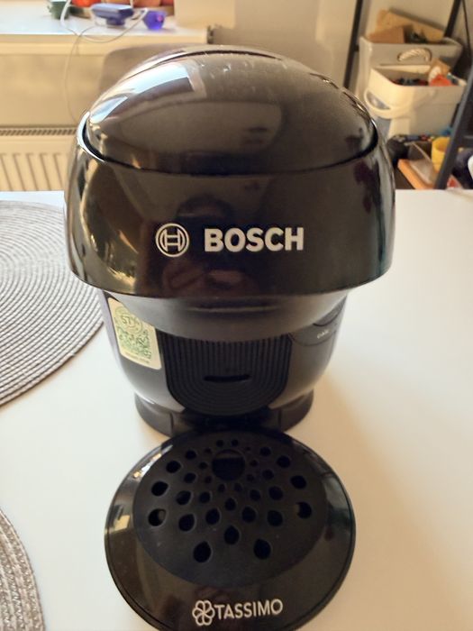 Кавомашина капсульна Bosch tassimo + багаторазова капсула