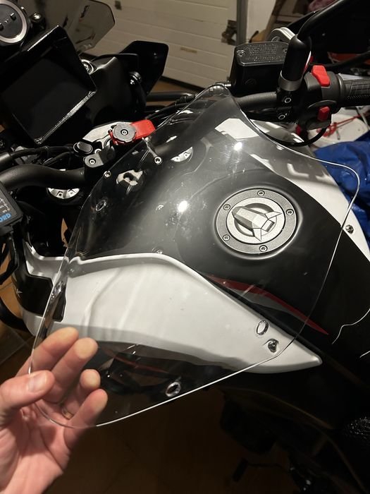 Viseira original TRK 702